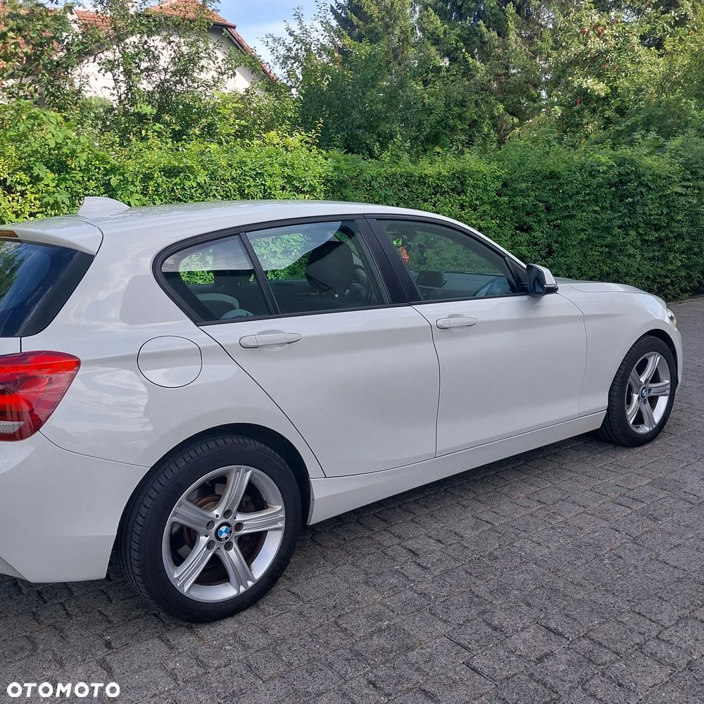 BMW Seria 1 116i - 3