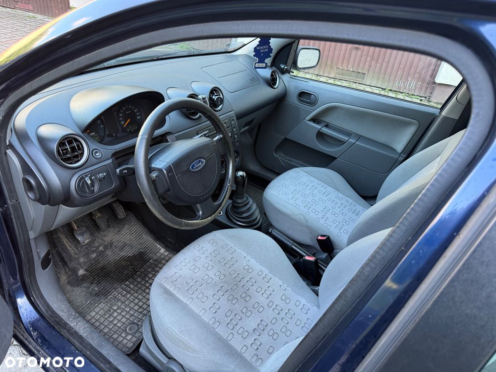 Ford Fiesta 1.3 - 10