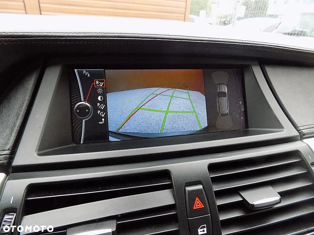 BMW X5 M M50d Sport-Aut - 21