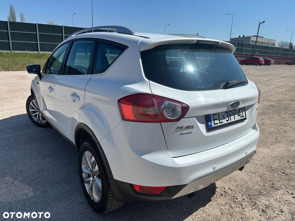 Ford Kuga 2.0 TDCi Titanium - 4