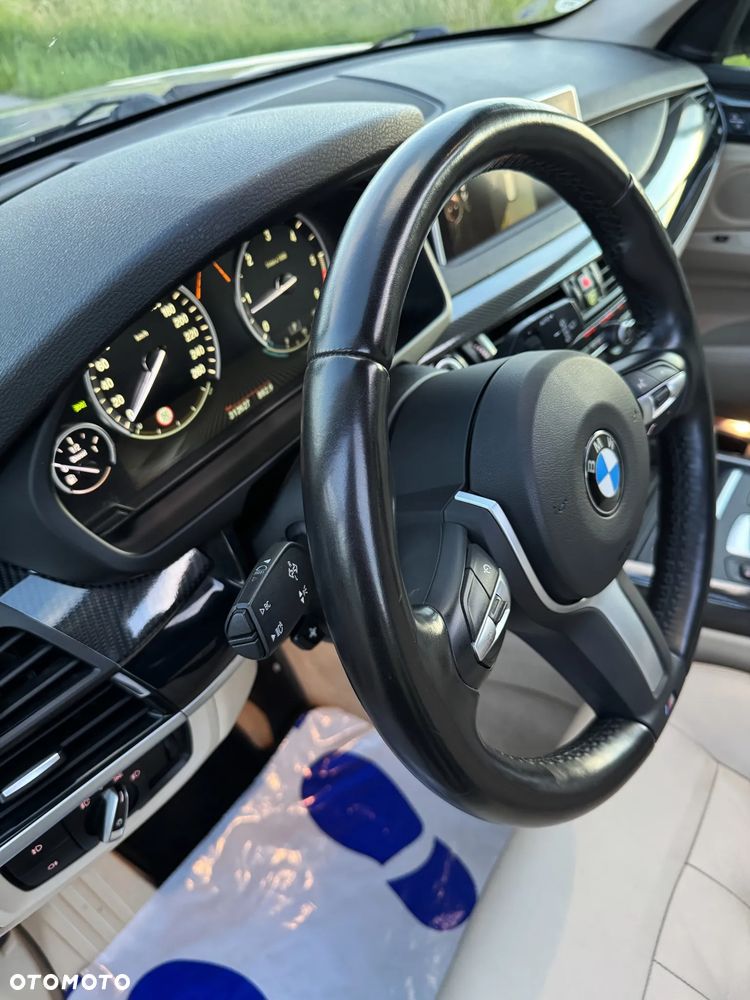 BMW X5 xDrive30d Sport-Aut - 29