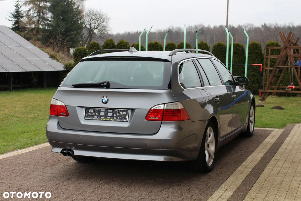 BMW Seria 5 523i Edition Exclusive - 6