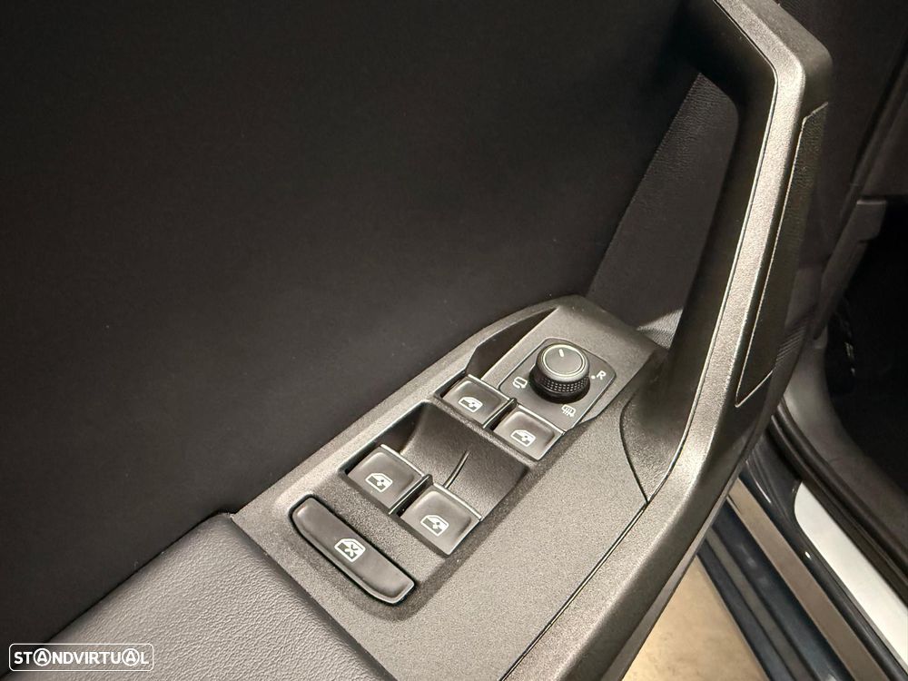 SEAT Leon 1.4 e-Hybrid FR DSG - 35