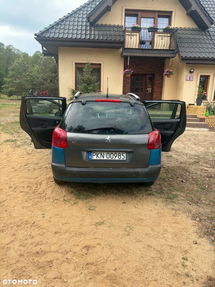 Peugeot 207 1.6 HDi - 14