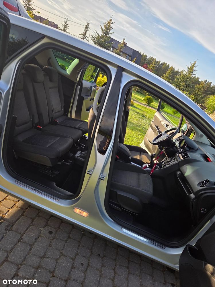 Opel Meriva 1.4 150 Jahre - 14
