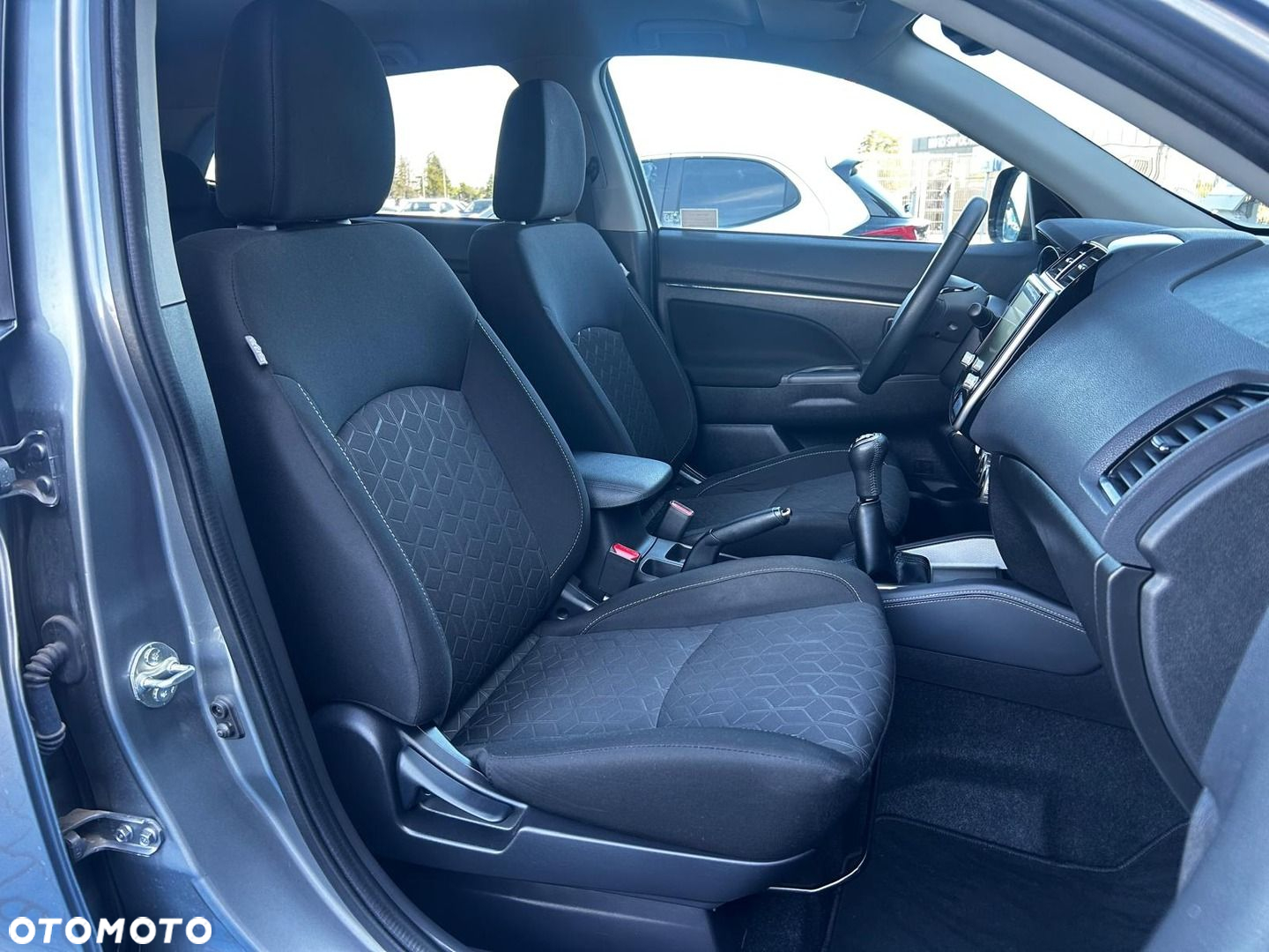 Mitsubishi ASX 2.0 Invite - 18
