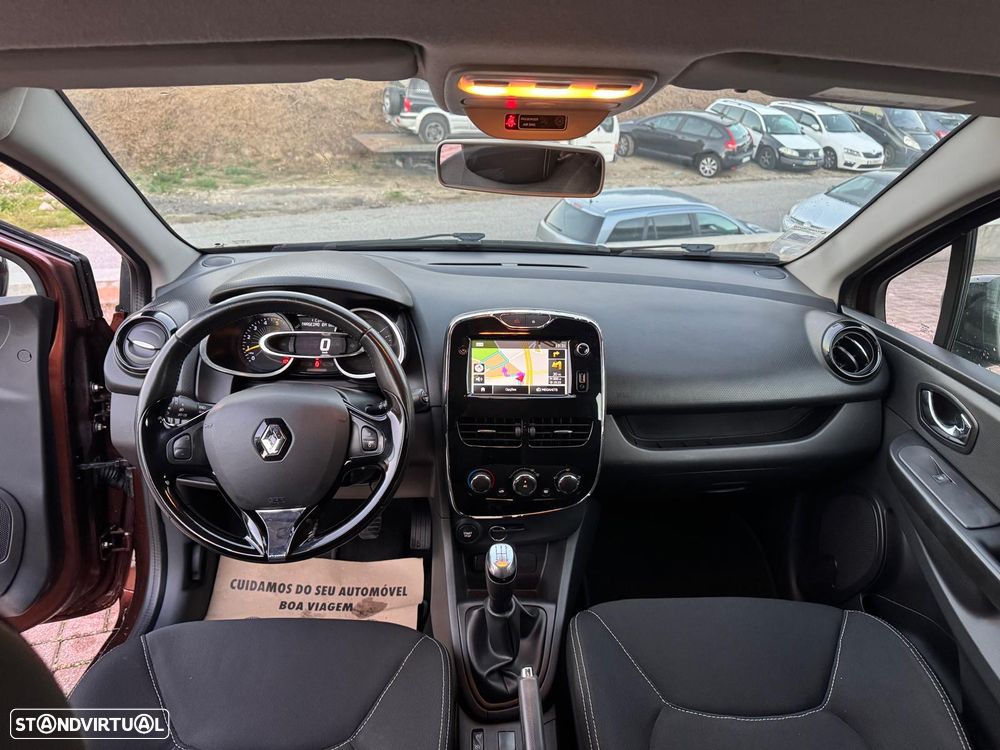 Renault Clio Sport Tourer 1.5 dCi Dynamique S - 8