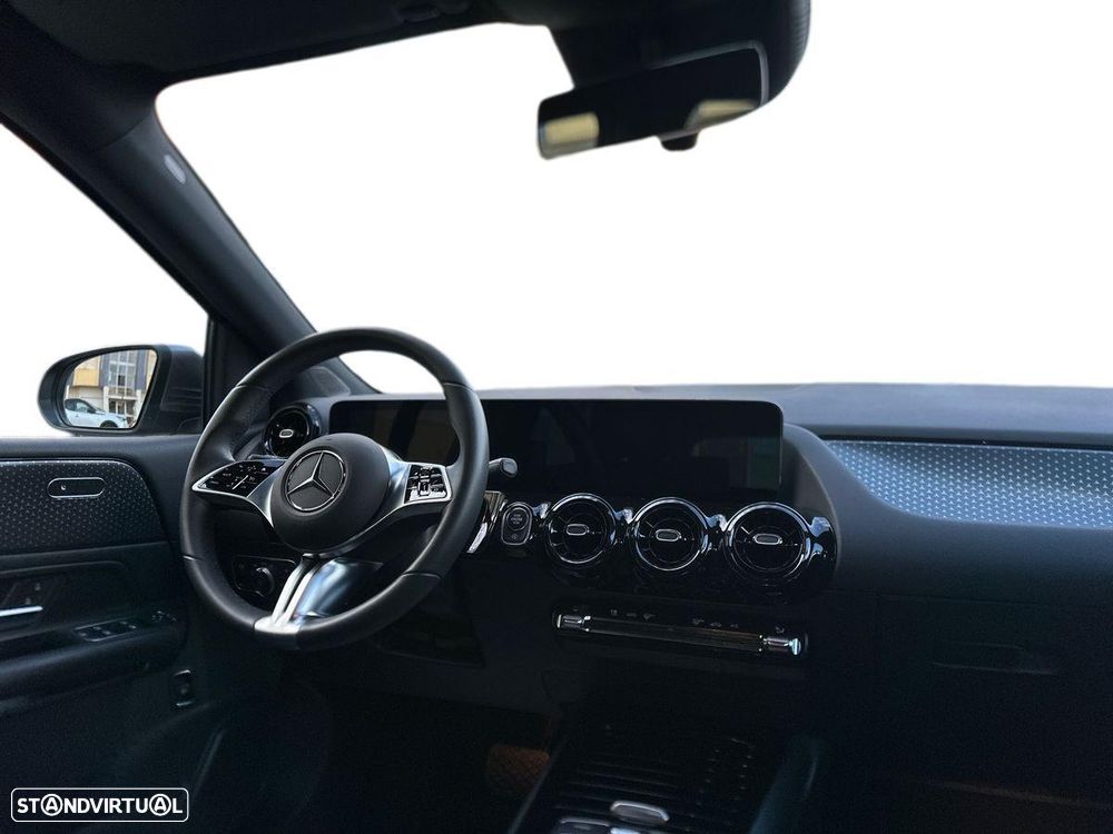 Mercedes-Benz B 180 d 8G-DCT Style - 13