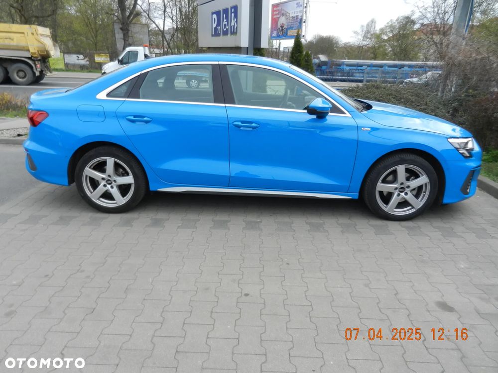 Audi A3 Limousine - 3