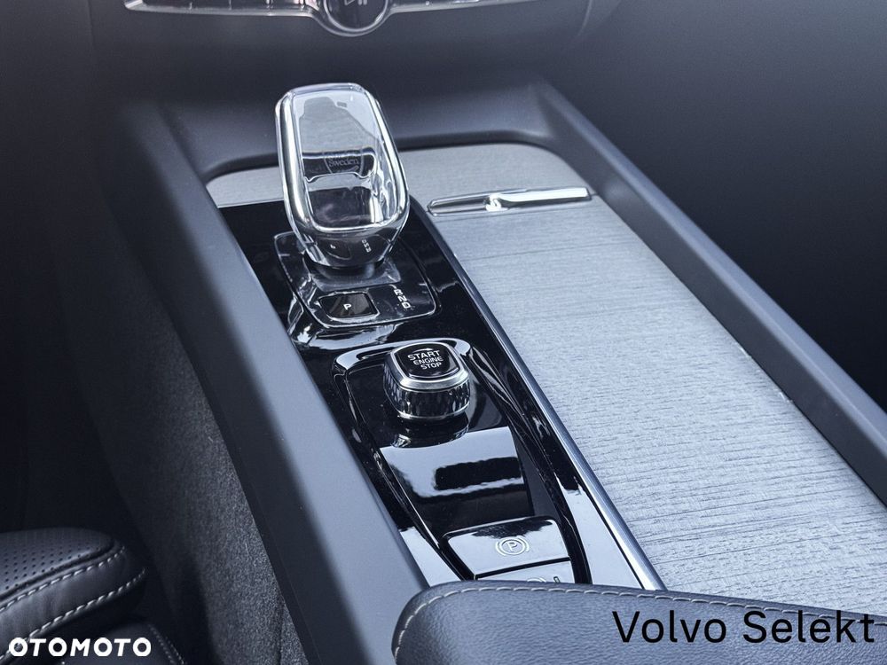 Volvo XC 60 - 22