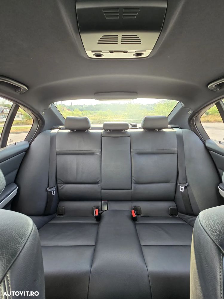BMW Seria 3 - 10
