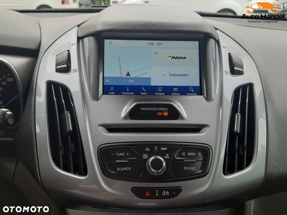 Ford Tourneo Connect 1.5 TDCi Start-Stop Titanium - 24
