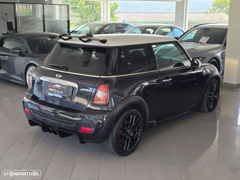 MINI 3 Portas John Cooper Works - 12