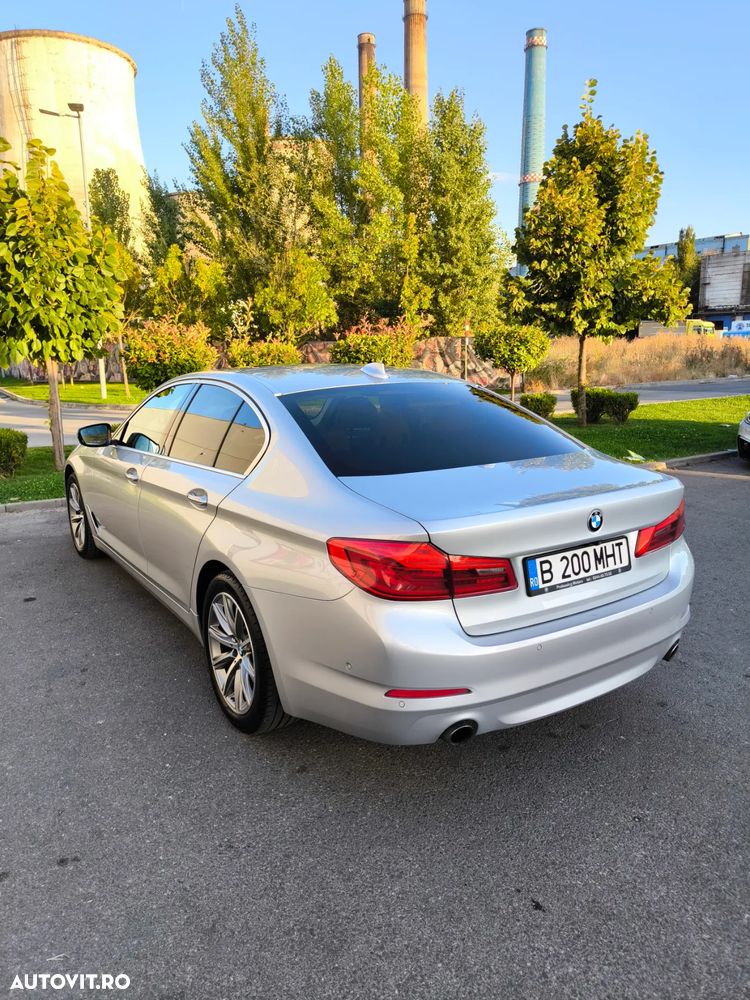 BMW Seria 5 530i xDrive AT - 3