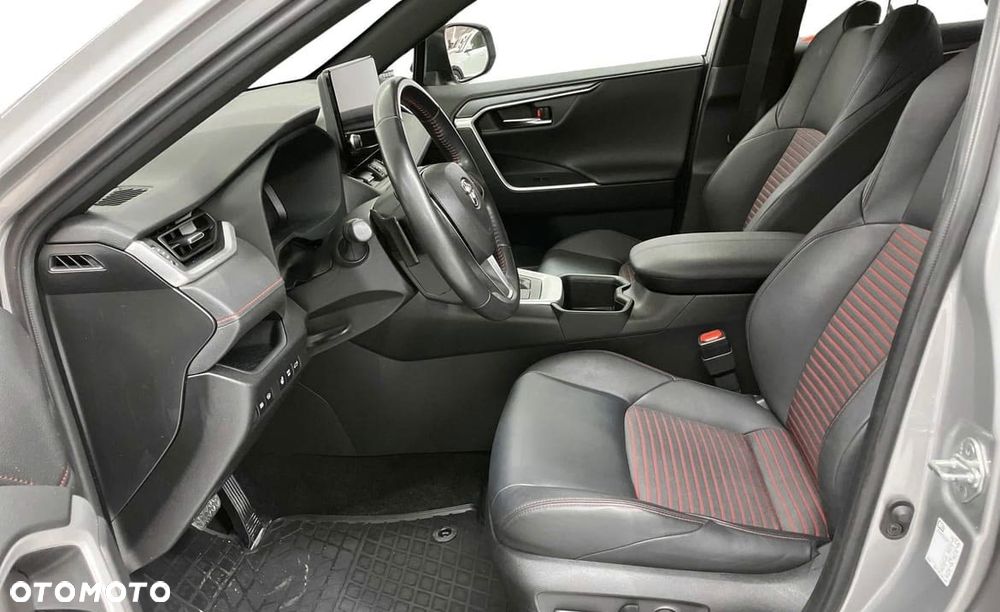 Toyota RAV4 Style - 10