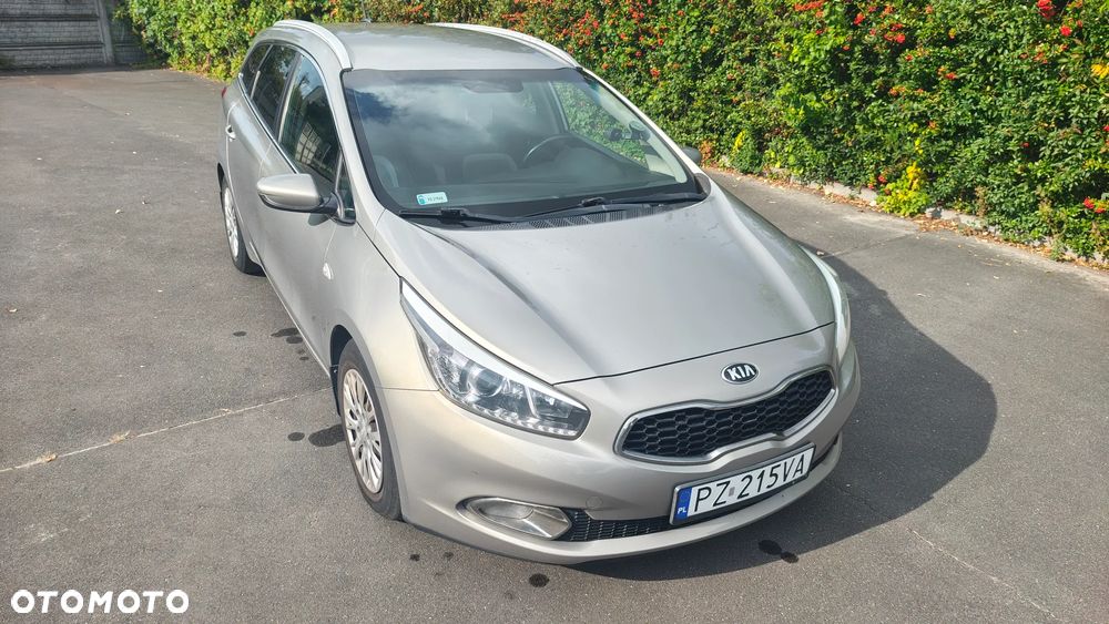 Kia Ceed 1.6 GDI Business Line - 1
