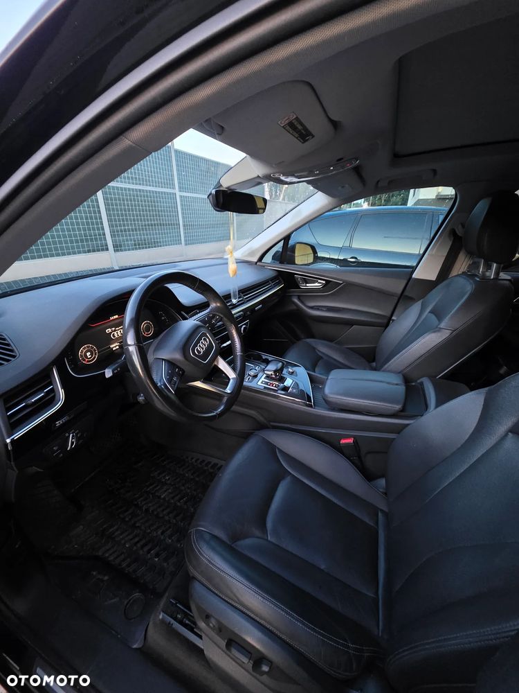 Audi Q7 - 9