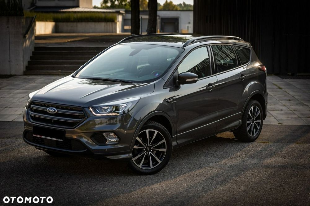 Ford Kuga 1.5 EcoBoost 2x4 Titanium - 12