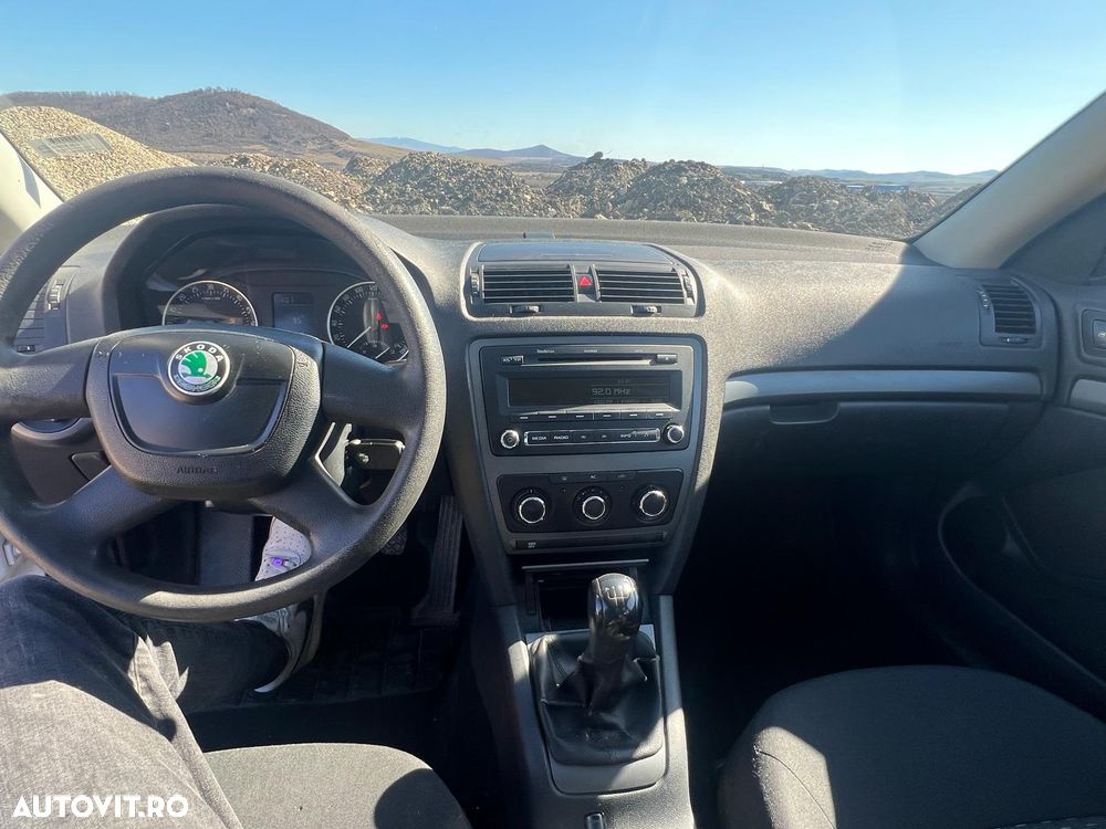 Skoda Octavia 1.6 TDI Classic - 7