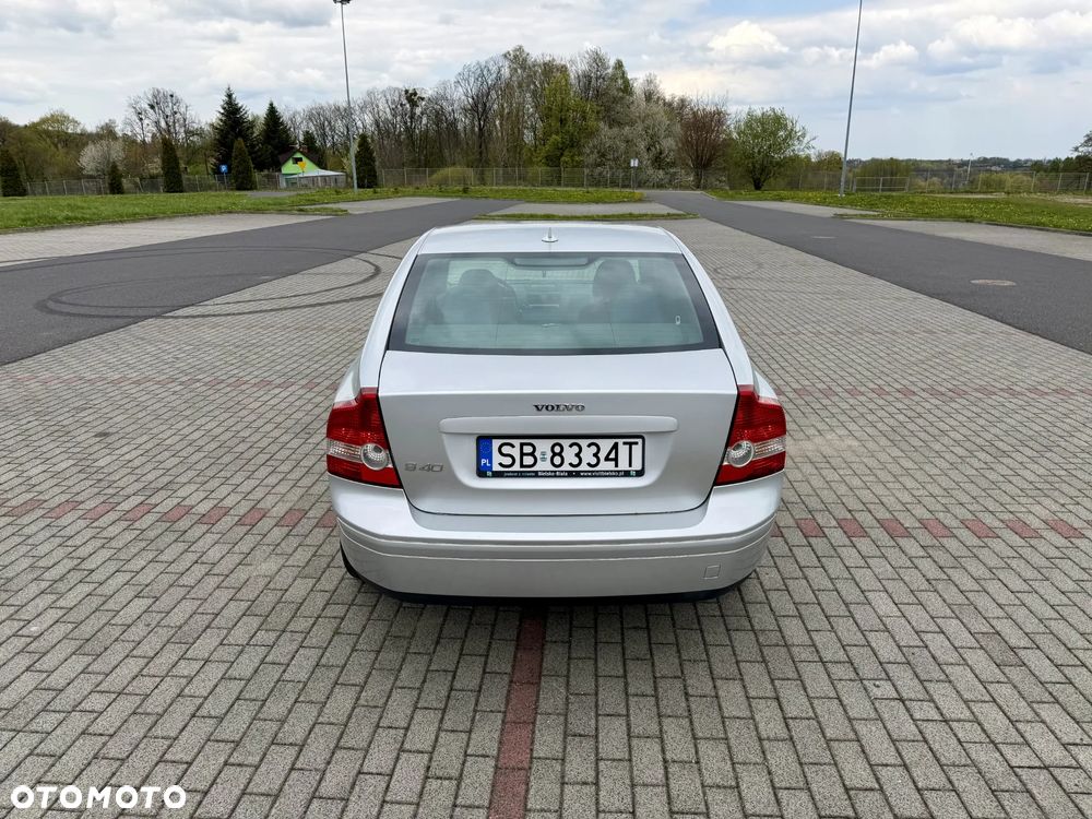 Volvo S40 2.4i - 3