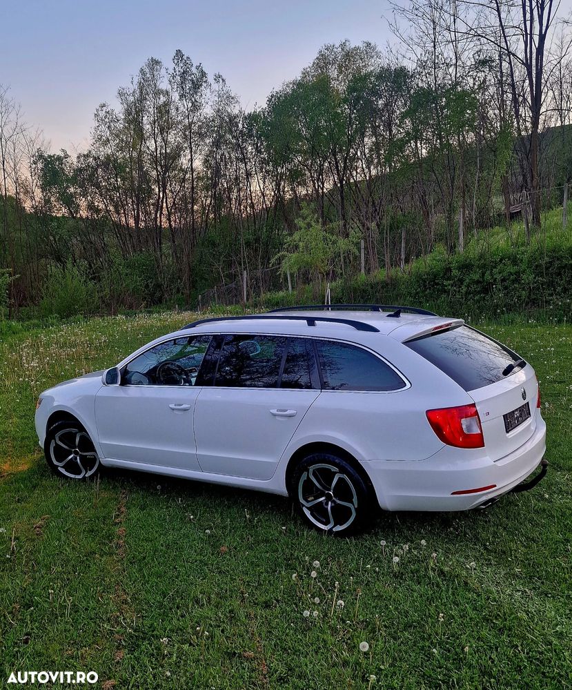Skoda Superb 2.0 TDI DSG Elegance - 10
