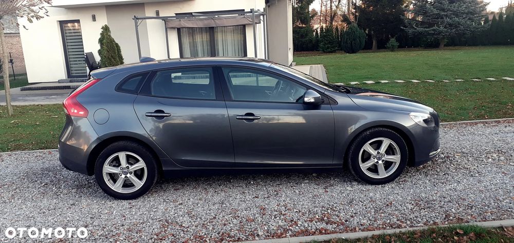 Volvo V40 D2 Momentum - 5