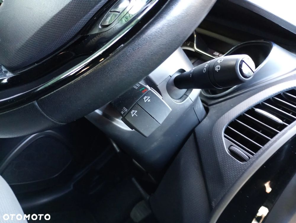Renault Captur - 36