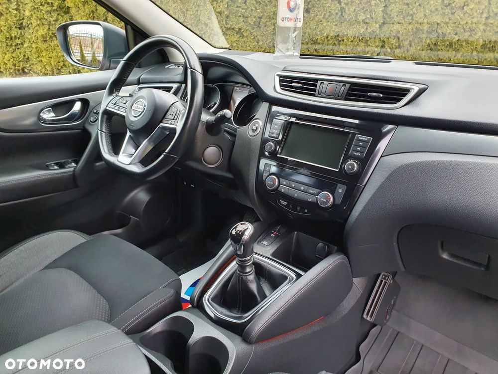 Nissan Qashqai 1.3 DIG-T TEKNA - 19