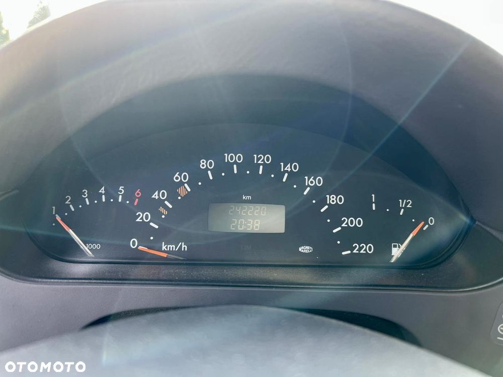 Mercedes-Benz Klasa A 140 Classic - 19