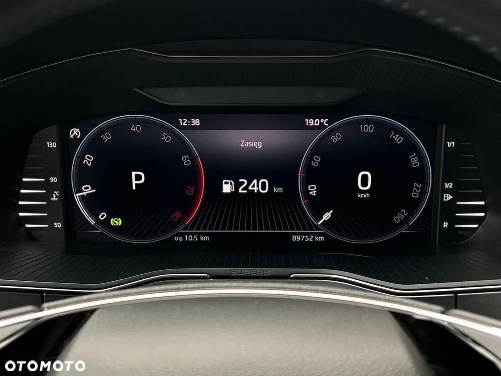 Skoda Superb 1.5 TSI Active DSG - 25