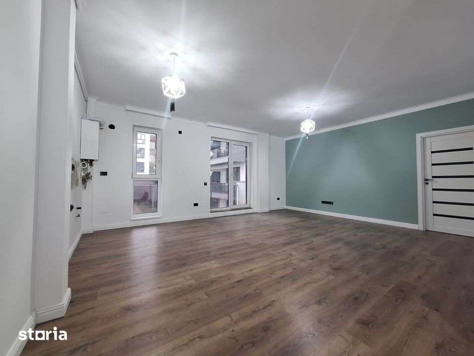 Apartament cu 2 camere, 58 mp, balcon, zona Teilor — fotografia 1