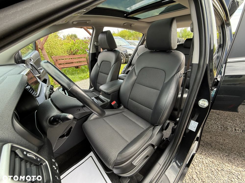 Kia Sportage 1.6 CRDI MHEV Black Edition Plus 2WD DCT - 18