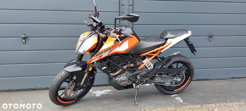 KTM Duke