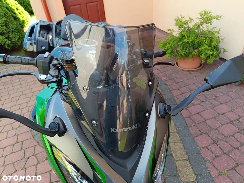 Kawasaki Ninja 1000 SX - 14