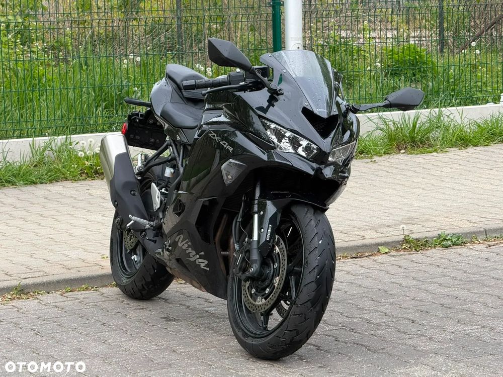 Kawasaki ZXR - 10
