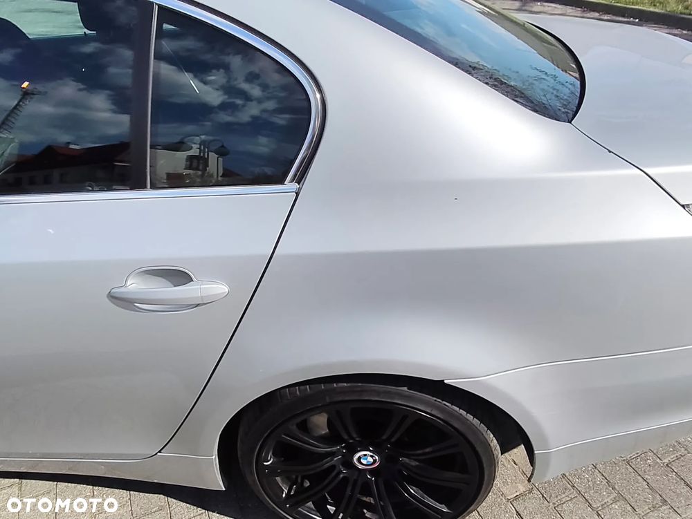 BMW Seria 5 523i - 9