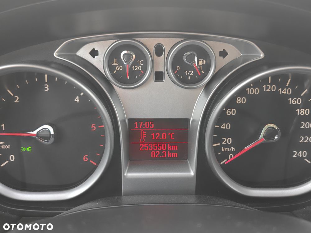 Ford Focus 1.8 TDCi Amber X - 13