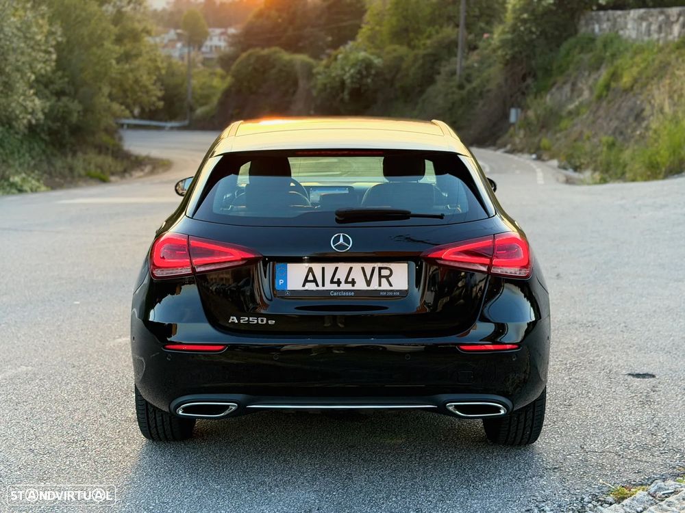 Mercedes-Benz A 250 e Progressive - 13