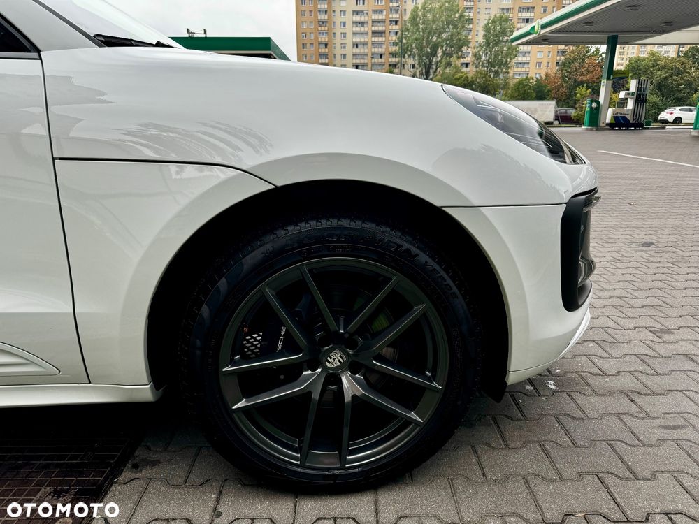 Porsche Macan T - 13