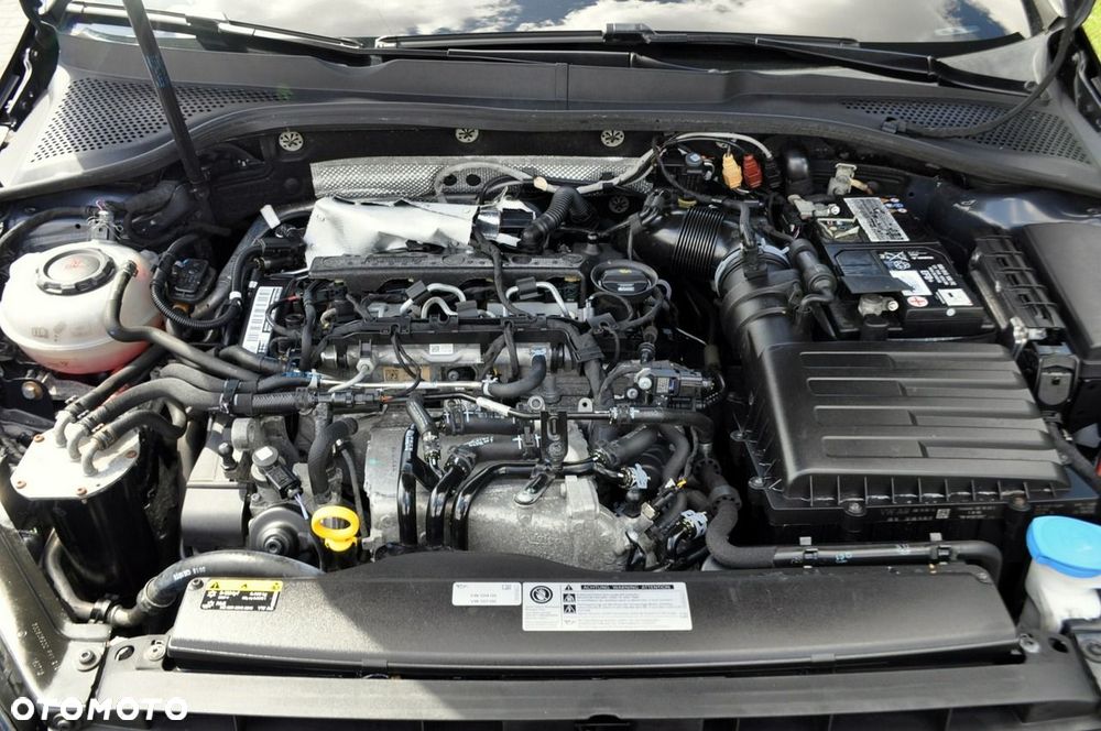 Volkswagen Golf - 39