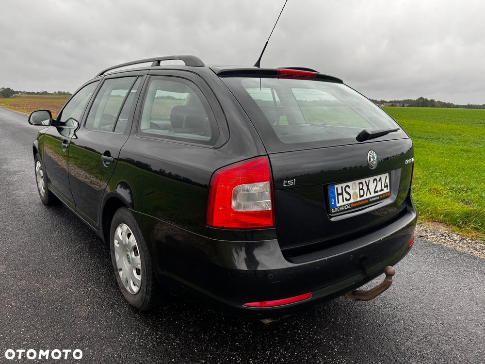 Skoda Octavia Combi 1.4 TSI Ambiente - 6