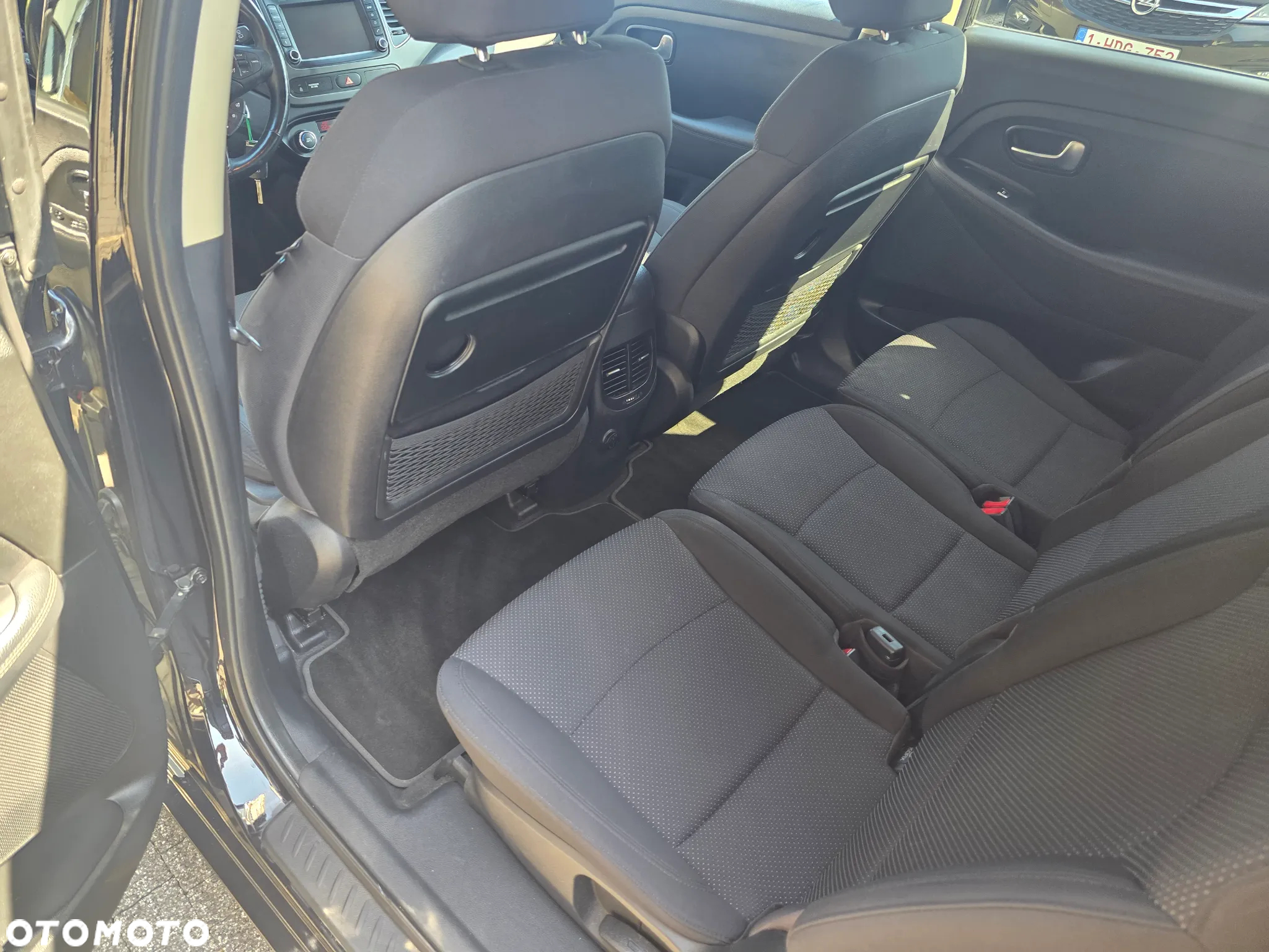 Kia Carens 1.7 CRDi 115 Fifa World Cup Edition - 15