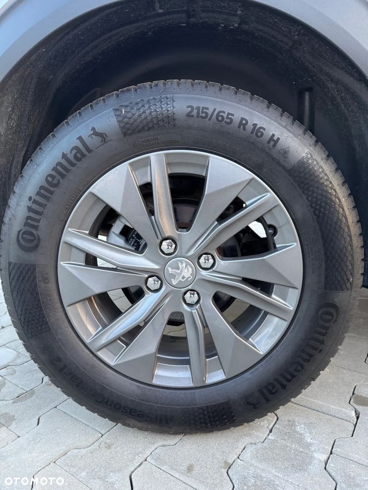 Peugeot 2008 PureTech 130 EAT8 Active - 21