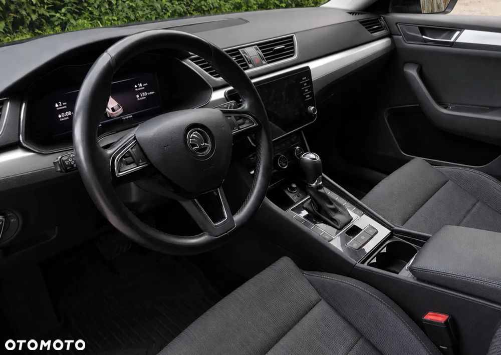 Skoda Superb 2.0 TDI Style DSG7 - 6