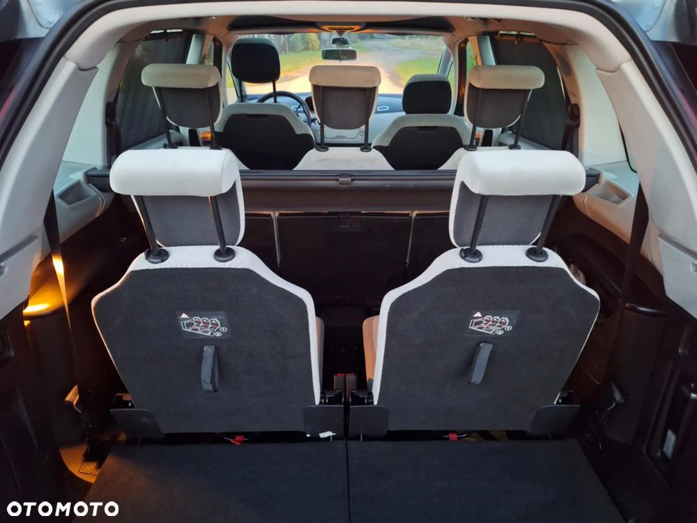 Citroën C4 Picasso 2.0i Exclusive MCP - 8