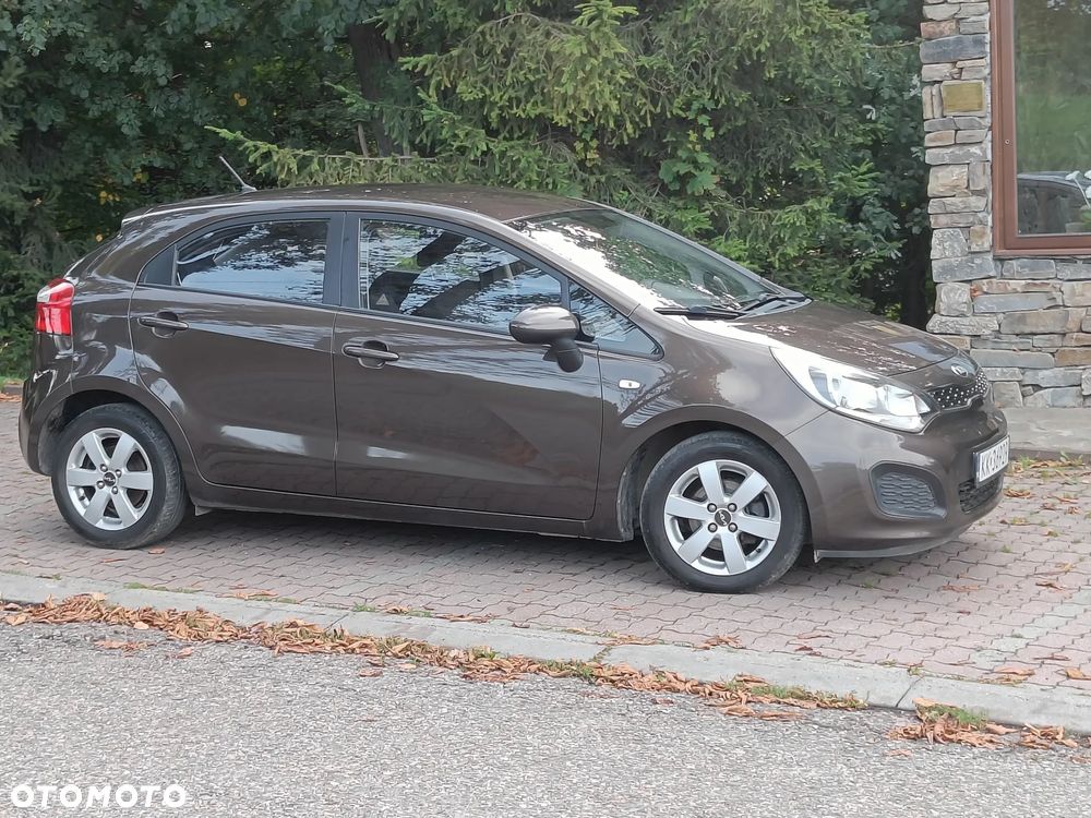 Kia Rio 1.2 M - 6