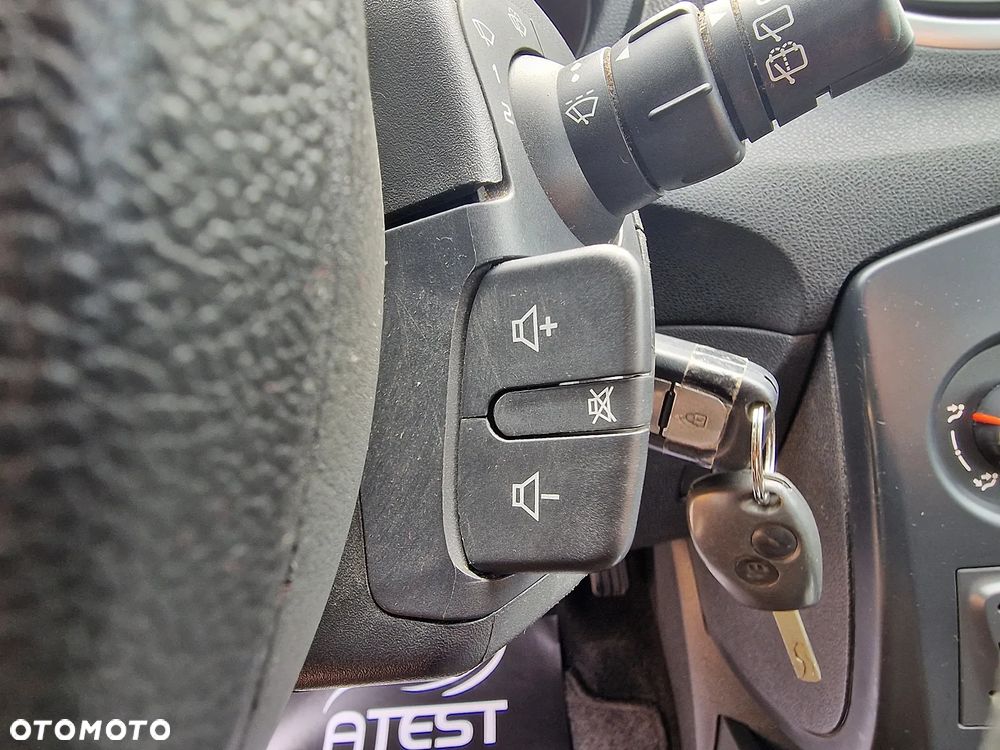 Renault Clio 1.2 16V 75 Collection - 13