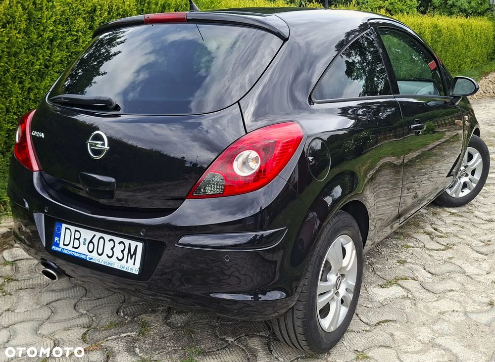 Opel Corsa 1.4 16V Satellite - 3