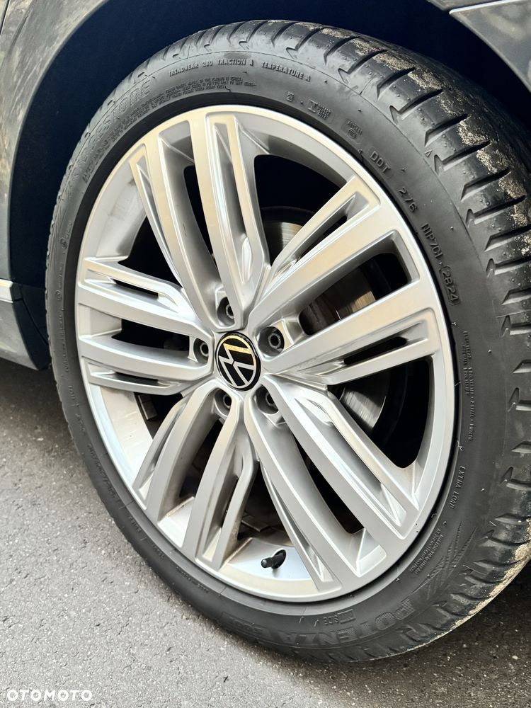 Volkswagen Passat - 6