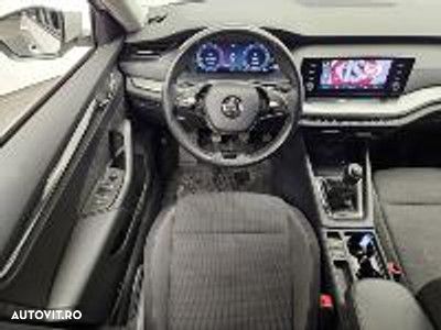 Skoda Octavia - 7